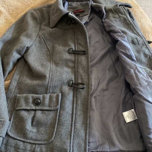 Coat - Picture 6 of 10
